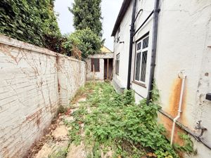 Photo 10- click for photo gallery